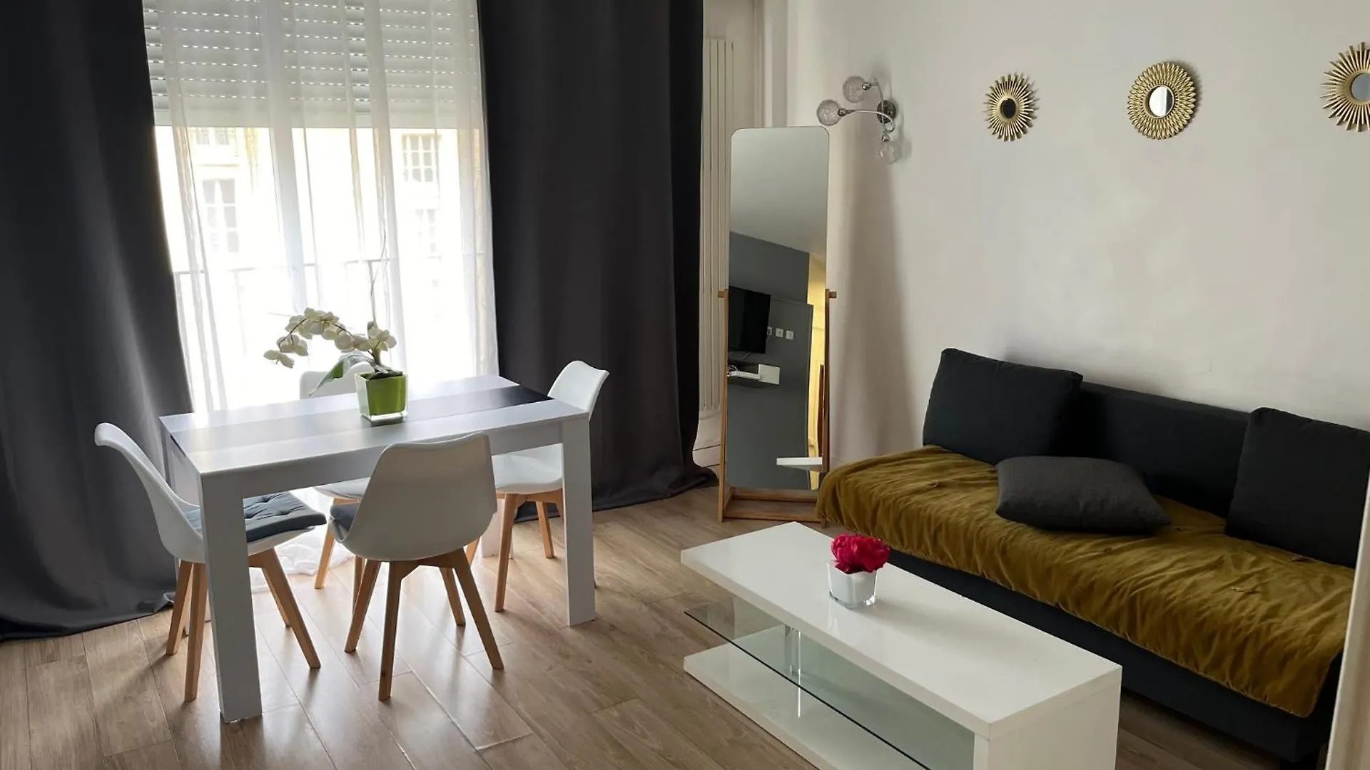 Apartment Appartement Proche Tour Eiffel Paris
